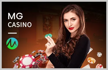 Bàn Poker với các lá bài và chip